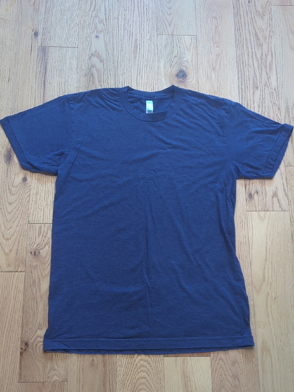 American Apparel. Purple Plain Crew Neck T-Shirt. Size Medium.